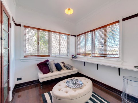Anville Court - Kawana Tourism 13