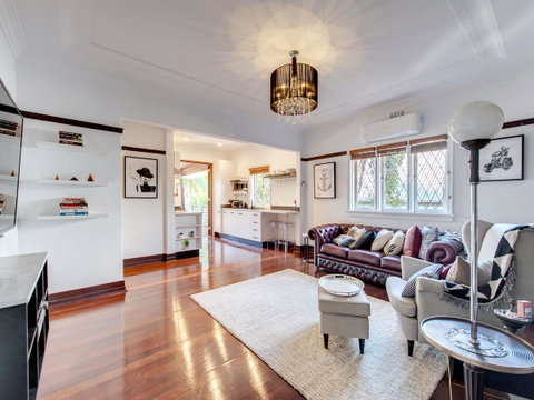 Anville Court - Kawana Tourism 6