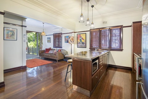 Anville Court - Kawana Tourism 15