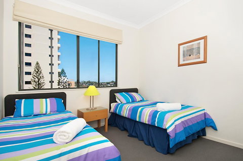 Meridian Alex Beach Apartments - Kawana Tourism 17