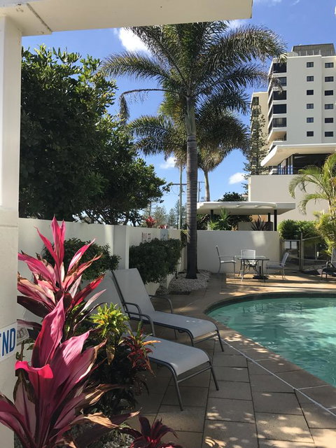 Meridian Alex Beach Apartments - Kawana Tourism 5