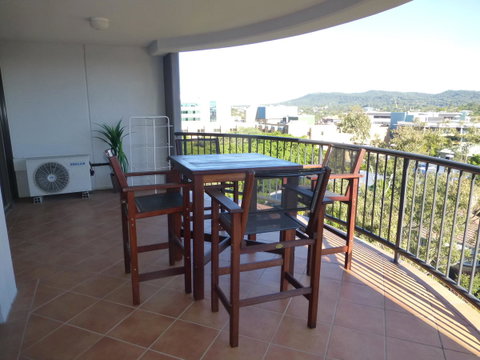 The Oasis Apartments - Kawana Tourism 9