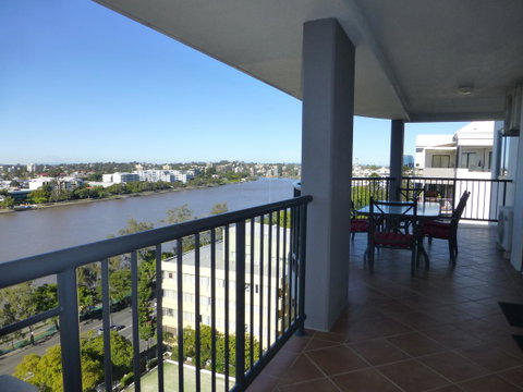 The Oasis Apartments - Kawana Tourism 20