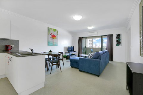 Kangaroo Point Central Hotel & Apartments - Kawana Tourism 27