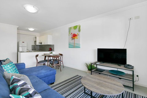 Kangaroo Point Central Hotel & Apartments - Kawana Tourism 26