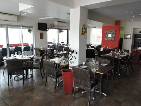 Kangaroo Point Central Hotel & Apartments - Kawana Tourism 35