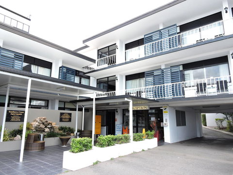 Kangaroo Point Central Hotel & Apartments - Kawana Tourism 6