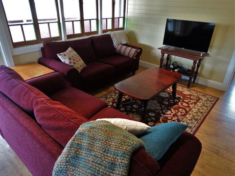 Loughmore House - Kawana Tourism 8