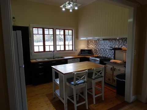 Loughmore House - Kawana Tourism 3