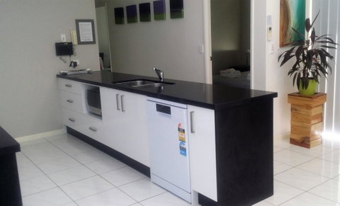 Sutton's Beach Unit - Kawana Tourism 2