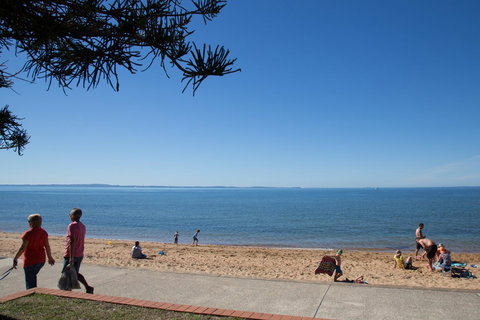 Pale Pacific Holiday Units - Kawana Tourism 5