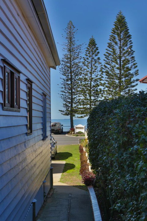 Pale Pacific Holiday Units - Kawana Tourism 28