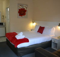 Wattle Motel - Kawana Tourism