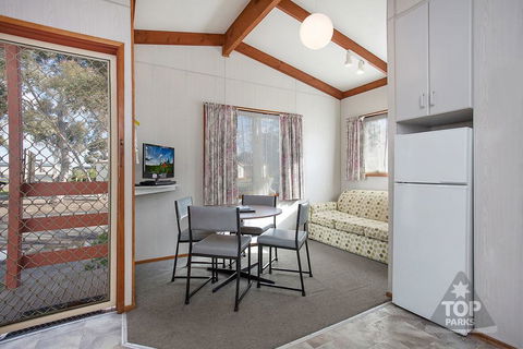 Wimmera Lakes Caravan Resort - Kawana Tourism 3