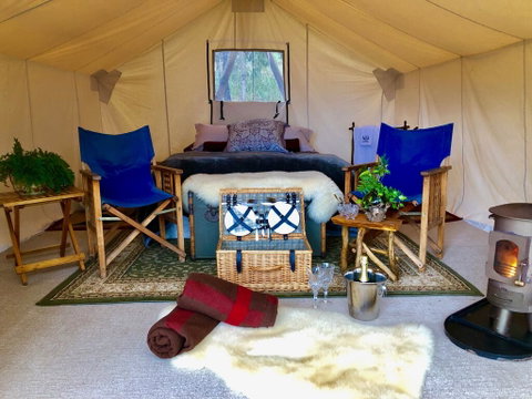 Wingtons Glamping - Kawana Tourism 0