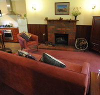 Wintarni Olives Cottage - Kawana Tourism