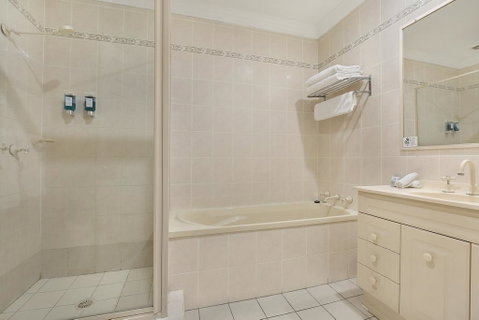 Wollongong Serviced Apartments - Kawana Tourism 2