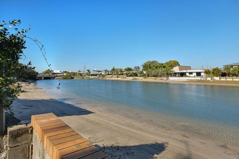 Woomba1 - Kawana Tourism 1