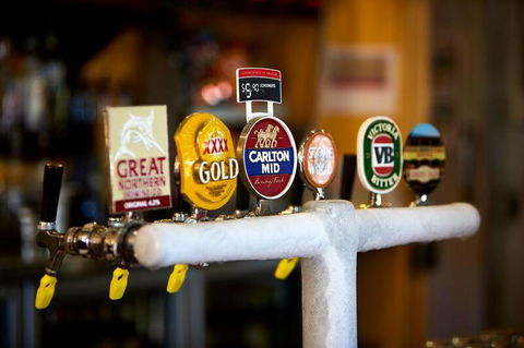 Yandina Hotel - Kawana Tourism 2