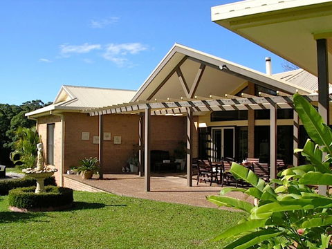 Yarrahapinni Homestead - Kawana Tourism 0