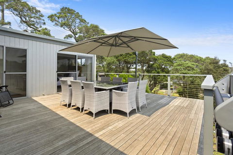 YOU, ME AND THE SEA - BLAIRGOWRIE - Kawana Tourism 2