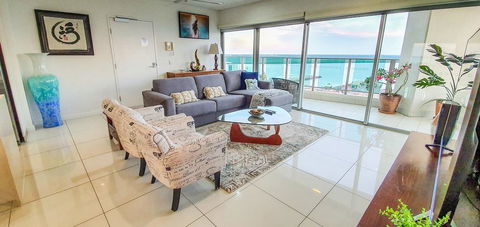 ZEN BY THE WATER - Darwin Premier Retreat - Kawana Tourism 0