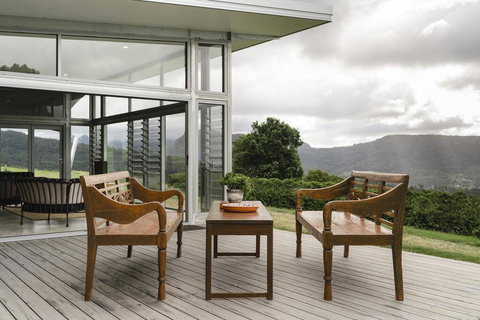 Zetas Coffee Origin House - Kawana Tourism 1