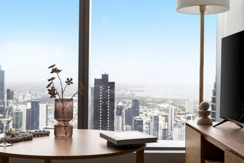 A Chic 2BR Apt With Panoramic Views FREE Parking - Kawana Tourism 0