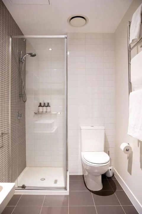 A City-centre Studio For Savvy Business Travellers - Kawana Tourism 4