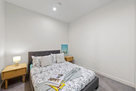 A Comfy 2BR Apt Next To QV & Melbourne Central - Kawana Tourism 4