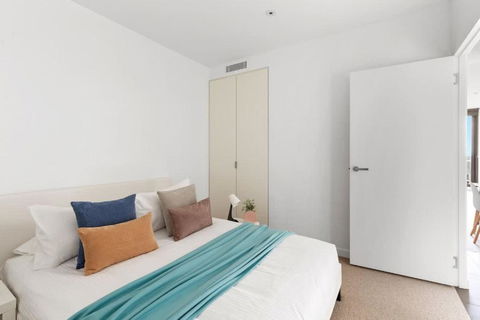 A Cozy 2BR Apt With Free WiFi In Prime Melbourne - Kawana Tourism 1