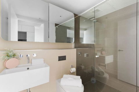 A Cozy 2BR Apt With Free WiFi In Prime Melbourne - Kawana Tourism 2