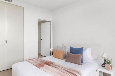 A Cozy 2BR Apt With Free WiFi In Prime Melbourne - Kawana Tourism 4