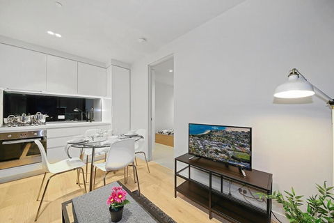 A Cozy & Stylish 2BR Suite In Melbourne CBD - Kawana Tourism 3