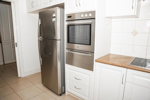 A Gem In Strathtulloh - Kawana Tourism 1