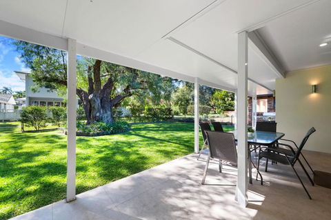 A Homely House 6 Mistral Close - Kawana Tourism 0