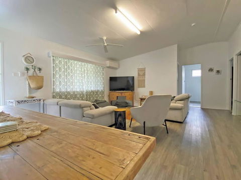 A LITTLE GREY SHACK - Kawana Tourism 1