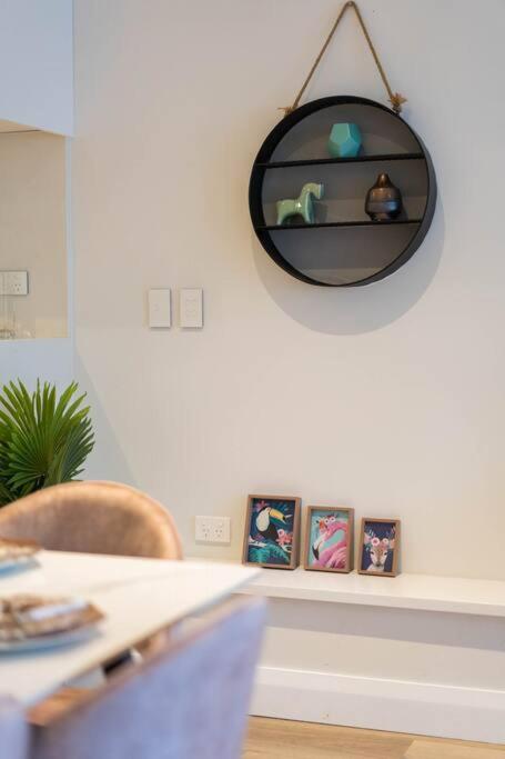 A Luxury 3 Bedrooms Hideaway - Kawana Tourism 4