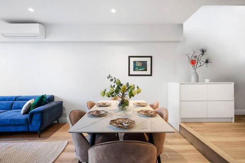 A Luxury 3 Bedrooms Hideaway - Kawana Tourism 2