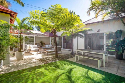 A Perfect Stay - Jasmine House - Kawana Tourism 2