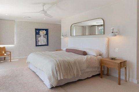 A Slice Of Paradise, Newly Transformed Avalon House With Breathtaking Views - Kawana Tourism 4