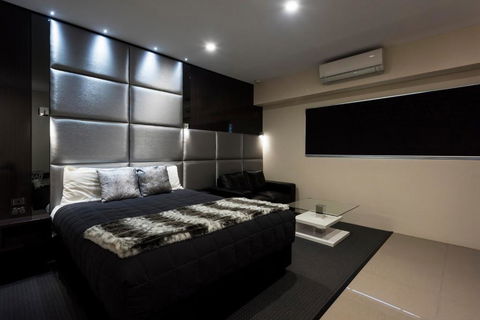 Abbey Motor Inn - Kawana Tourism 4