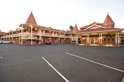 Abel Tasman Motor Inn - Kawana Tourism 0