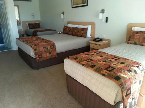 Abel Tasman Motor Inn - Kawana Tourism 4
