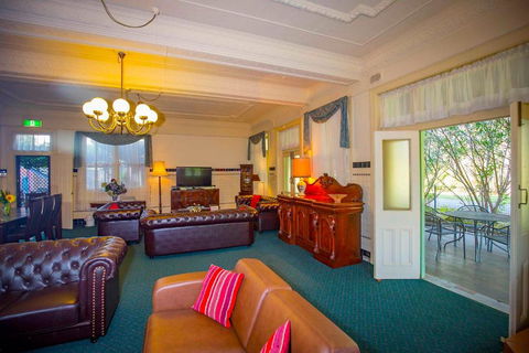 Abernethy House - Kawana Tourism 3