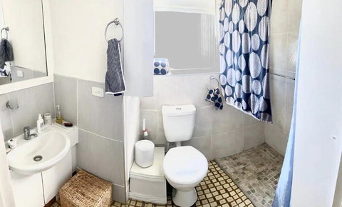 Absolute Beachfront Main Beach Gold Coast - Kawana Tourism 1