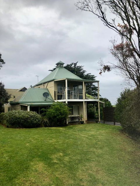 Acacia Rise - Kawana Tourism 0