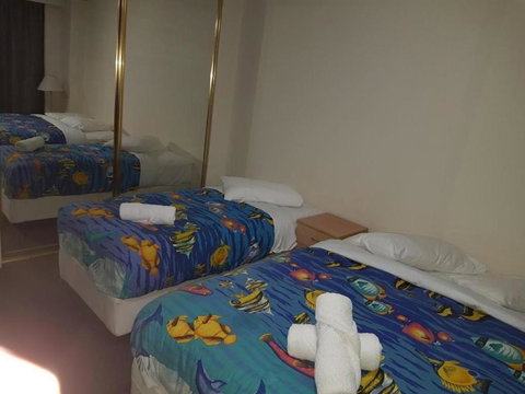 Accommodation Sydney - Kent Street Sydney CBD Top Floor 2 Bedroom Apartment With Balcony - Kawana Tourism 0