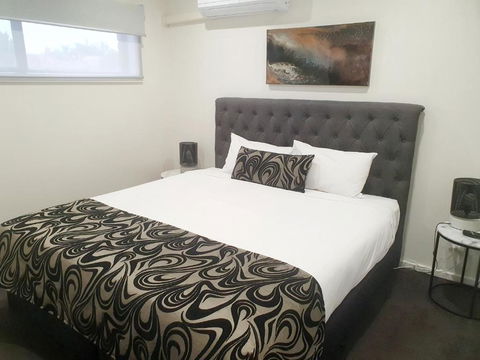 Addison Motor Inn - Kawana Tourism 3