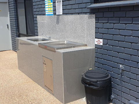 Addison Motor Inn - Kawana Tourism 4